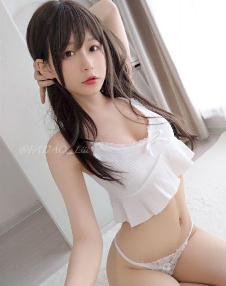 奇怪的姐姐在线观看